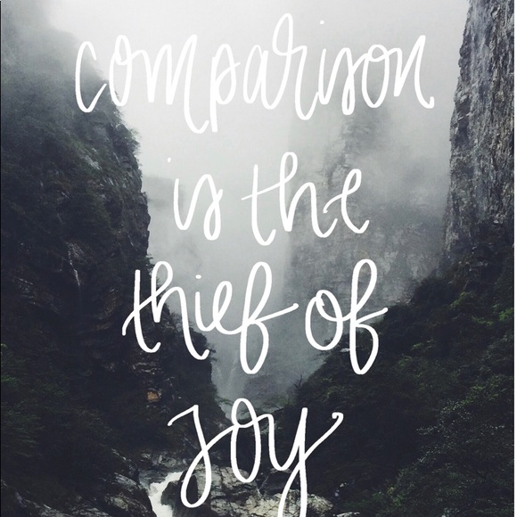 Meet your Posher!🍷🌴👙💐👠😍💕🍉🎀🌹🌸❤️👗🌺 ☕️👛 - Picture 3 of 6